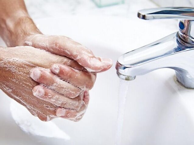 hand washing during deworming
